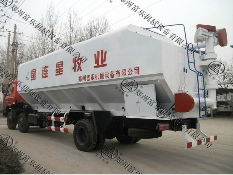 散裝飼料運(yùn)輸車 散裝飼料運(yùn)輸車